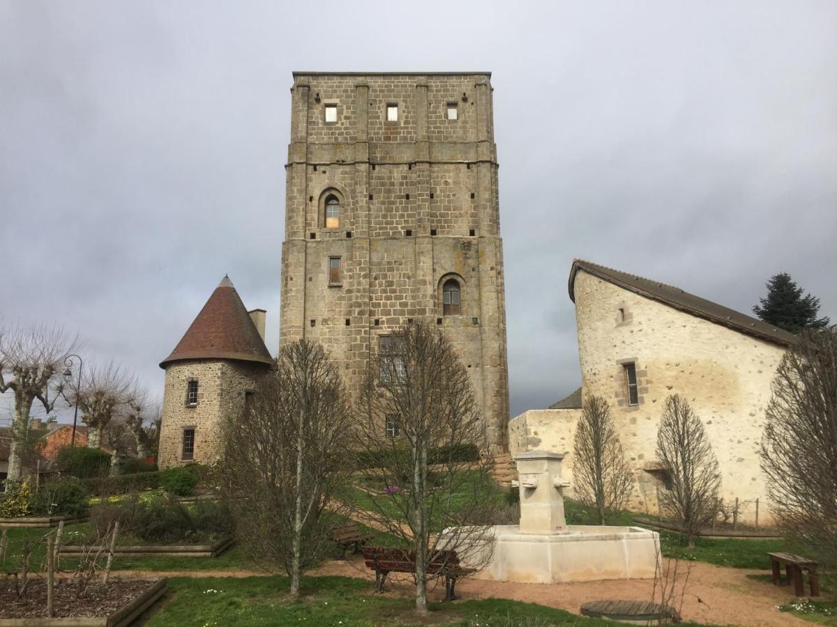 Les Maitres Sonneurs Bed & Breakfast Huriel Luaran gambar