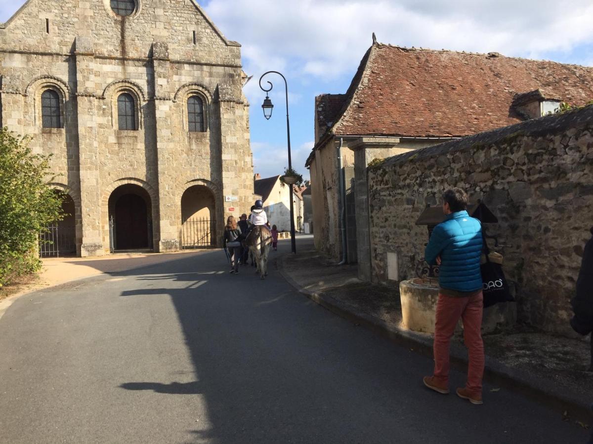 Les Maitres Sonneurs Bed & Breakfast Huriel Luaran gambar