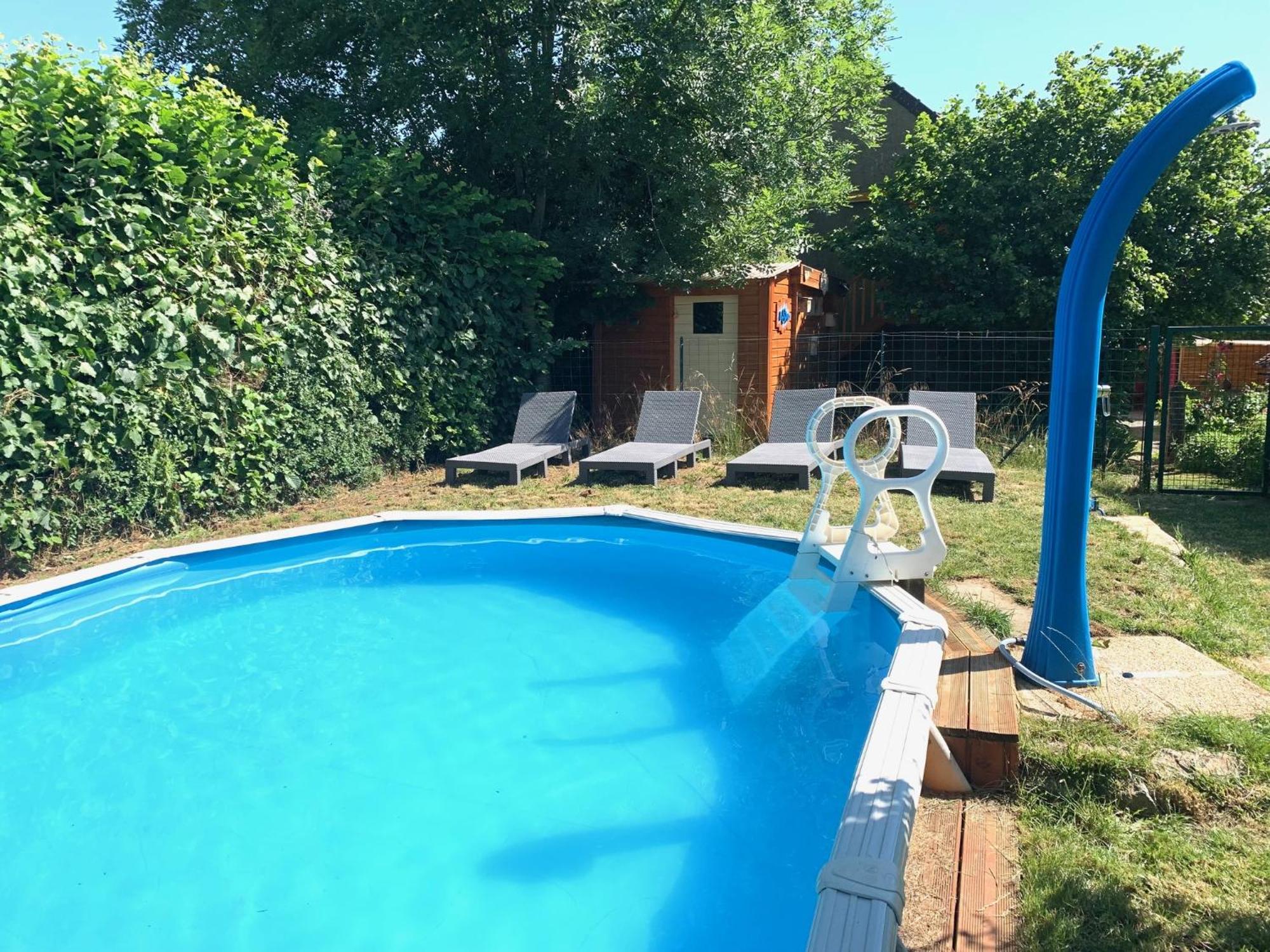Les Maitres Sonneurs Bed & Breakfast Huriel Luaran gambar